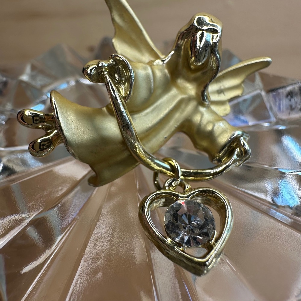 Gigi Giusti Pin OS Gold Excellent Angel Heart Crystal Charm Vintage Designer